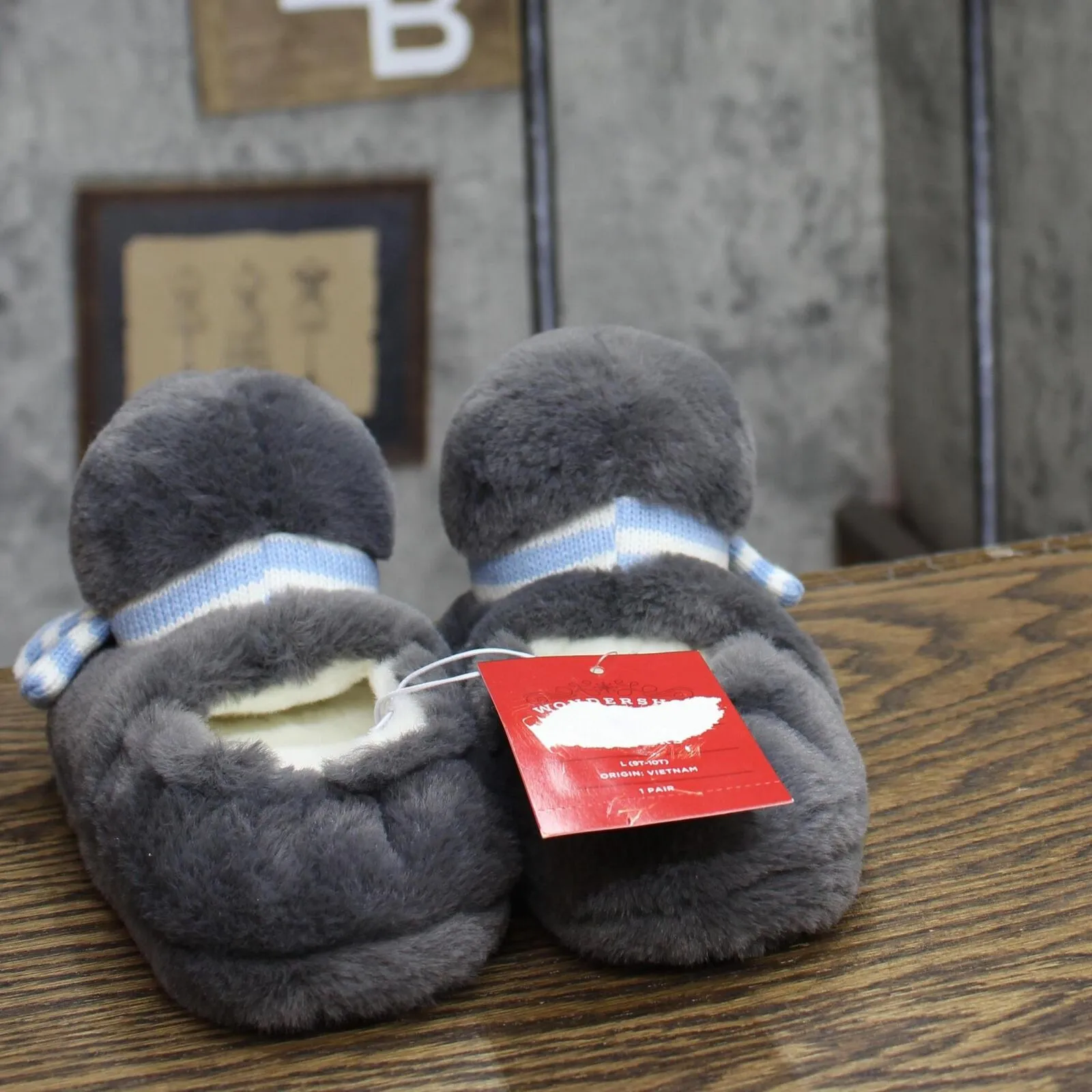 Wondershop Toddler Girls Boys Holiday Penguin Character Slippers Gray L (9T-10T)